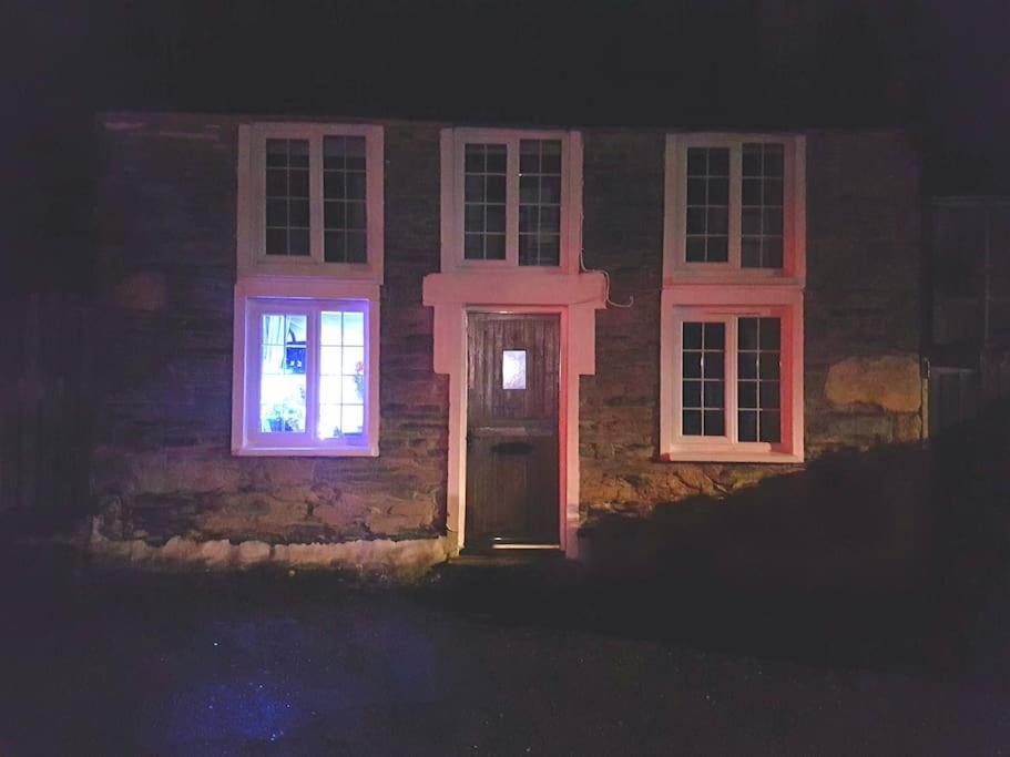 Snowdrop Stone Detached Cottage Talysarn Exteriör bild
